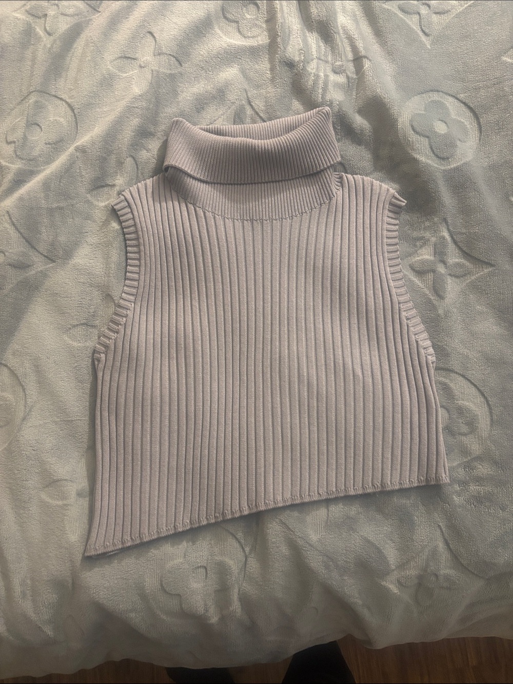 Sleeveless Grey Ribbed Turtleneck Crop Top
